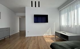 Lovely Cozy Apartments In Central Suceava